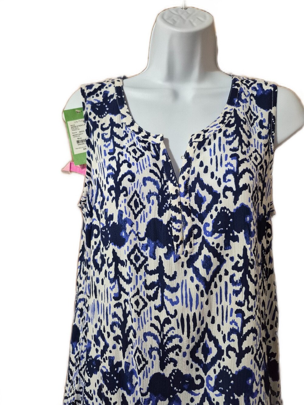 Lilly Pulitzer Blue & White Elephant And Ikat Inspired Pattern Larissah Top NWT
